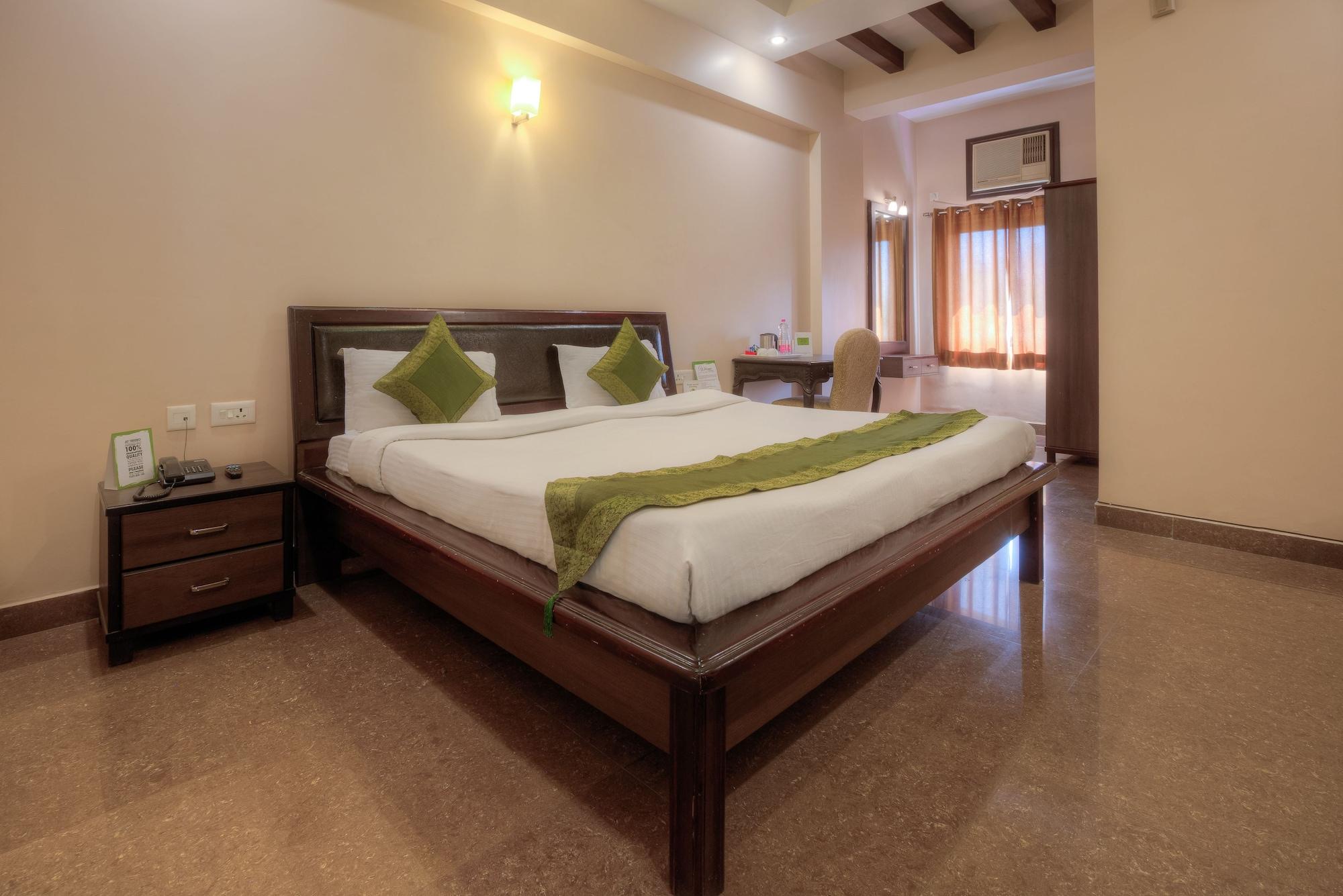 Treebo Shivam Inn Near Singapore Mall Λάκναου Εξωτερικό φωτογραφία