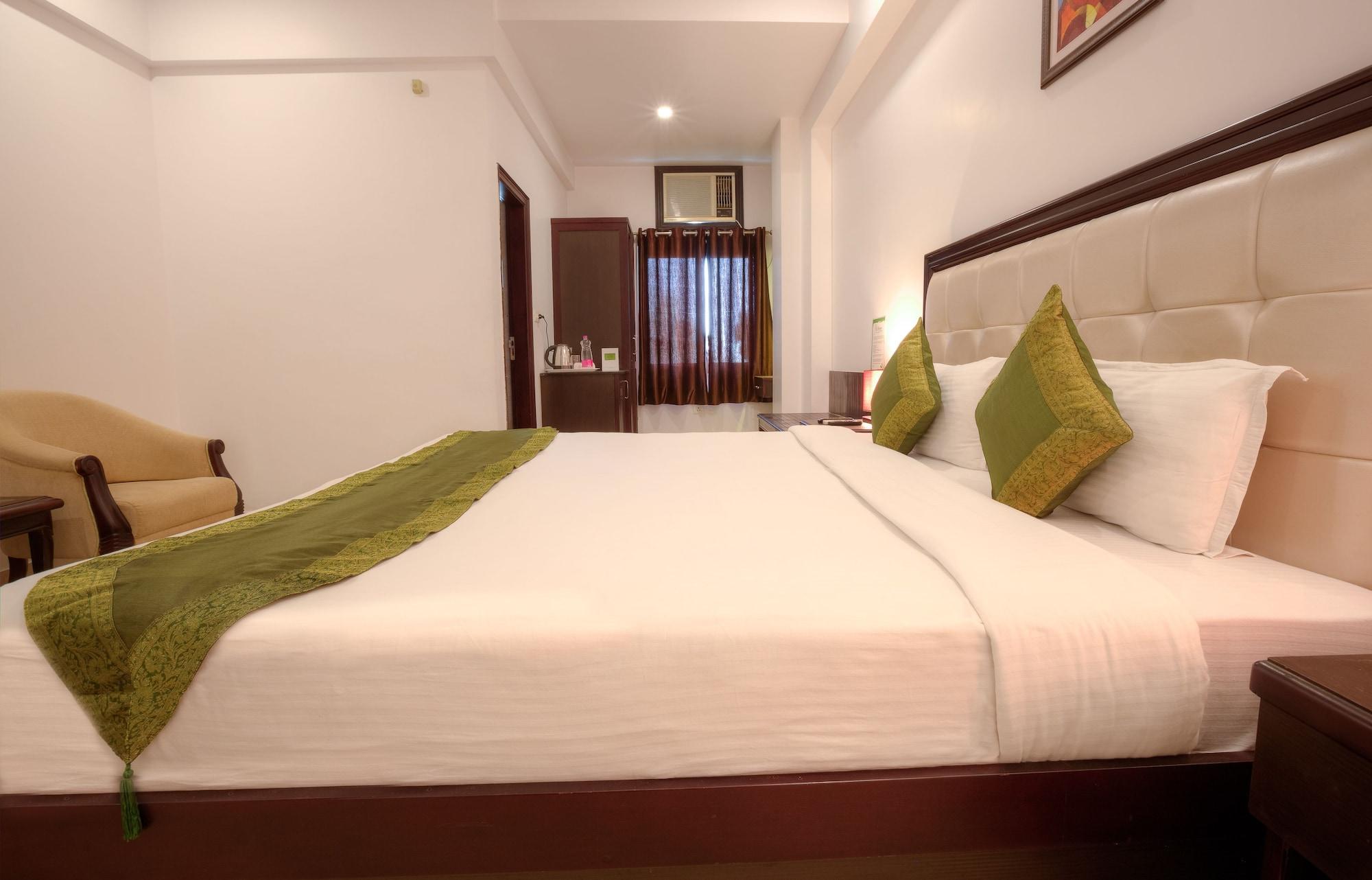 Treebo Shivam Inn Near Singapore Mall Λάκναου Εξωτερικό φωτογραφία